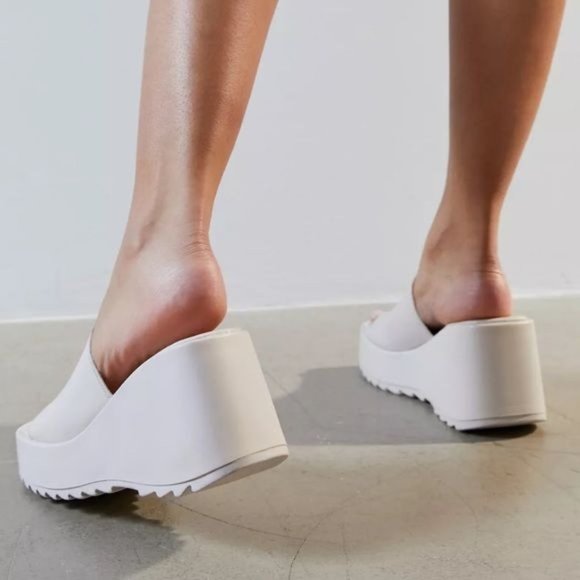 !! NEW !! Y2K Chunky Platform Wedges in Off White - Picture 5 of 6